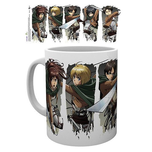 Attack on Titan – Character Montage-krus – 320 ml
