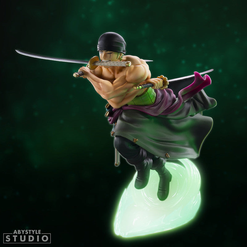 One Piece - Figure "Roronoa Zoro" Glow in the Dark
